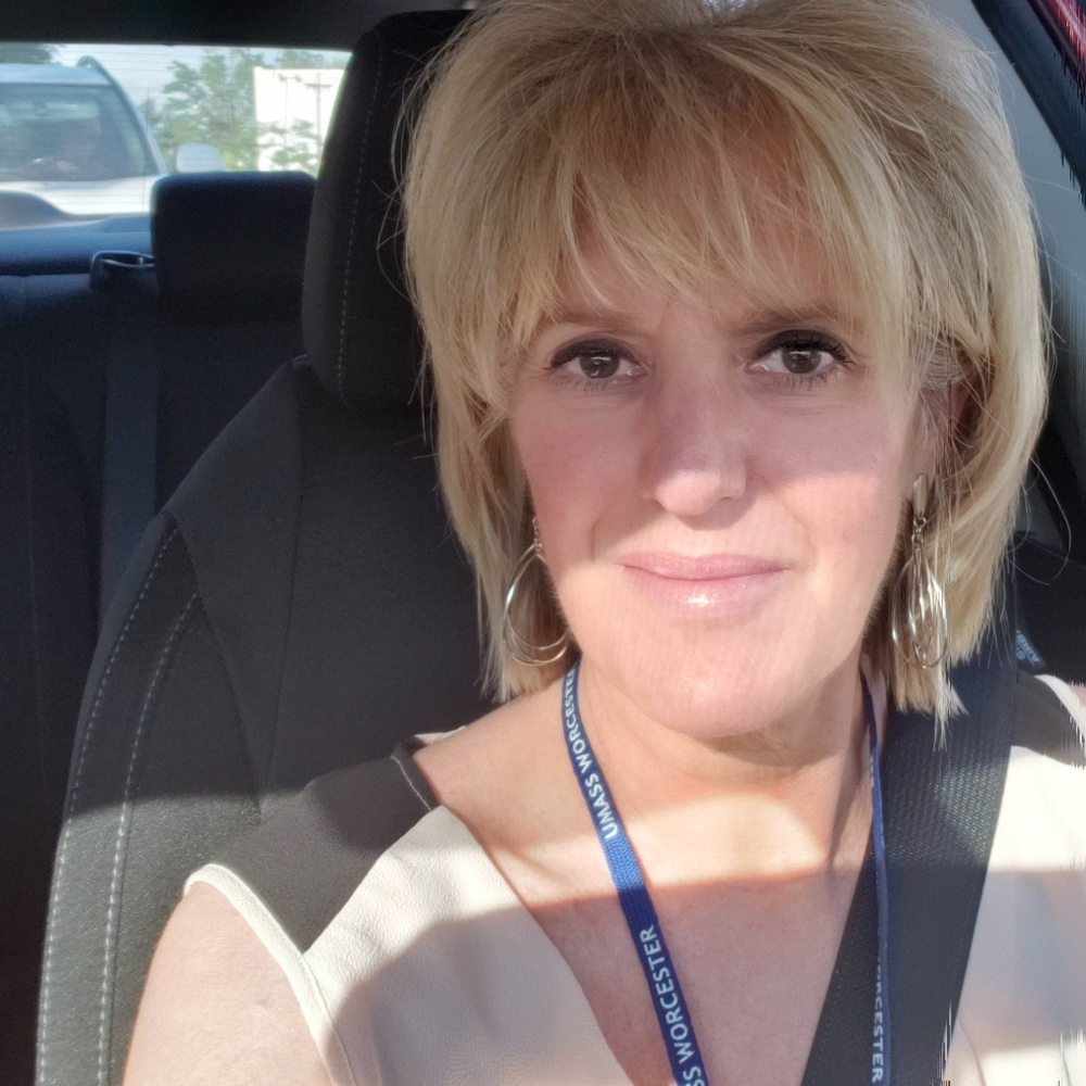 Meet your Posher, Suzanne